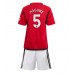 Manchester United Harry Maguire #5 Hjemmedraktsett Barn 2023-24 Korte ermer (+ Korte bukser)